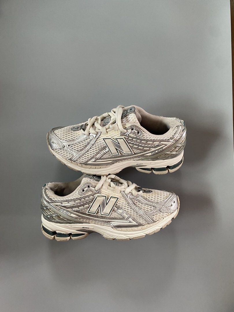 NEW BALANCE 1906 (Category: Shoe inserts) located in Butuan. Submitted by thriftsnyy (Listing ID 1467090861, Image 2). Description: 6 WOMENS EXCELLENT .