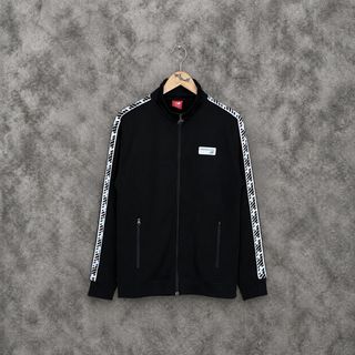 (Category: ) located in . Submitted by kentripthrift (Listing ID 1467094553, Image 1). Description: .