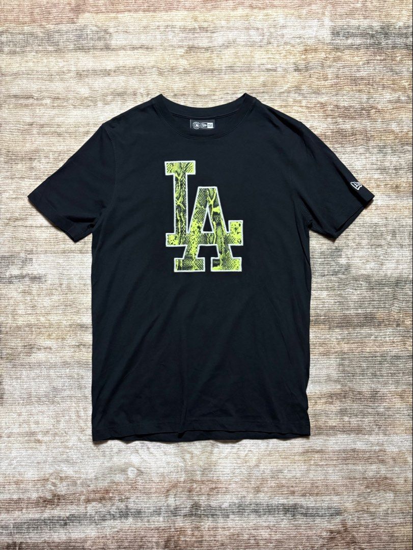 New Era LA Snakeskin World Series (Category: Tshirts & Polo Shirts ) located in Antipolo. Submitted by thearchivesproject (Listing ID 1467056831, Image 1). Description: 20 width 29 length.
