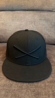 (Category: ) located in . Submitted by krwnstreetwear (Listing ID 1467026040, Image 1). Description: .