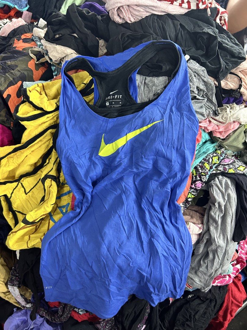 NIKE Activewear (Category: Activewear) located in Kabankalan. Submitted by leans_closet (Listing ID 1467092279, Image 1). Description: Xs to s.