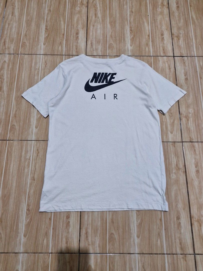 Nike Air Tee (Category: Tshirts & Polo Shirts ) located in Antipolo. Submitted by kentoy6666 (Listing ID 1467134836, Image 2). Description: .