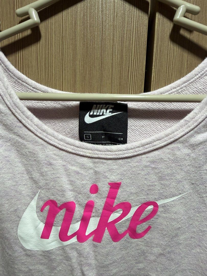 Nike baby pink tank top (Category: Babies & Kids Fashion) located in Manila. Submitted by sjeefsells (Listing ID 1467155413, Image 3). Description: .