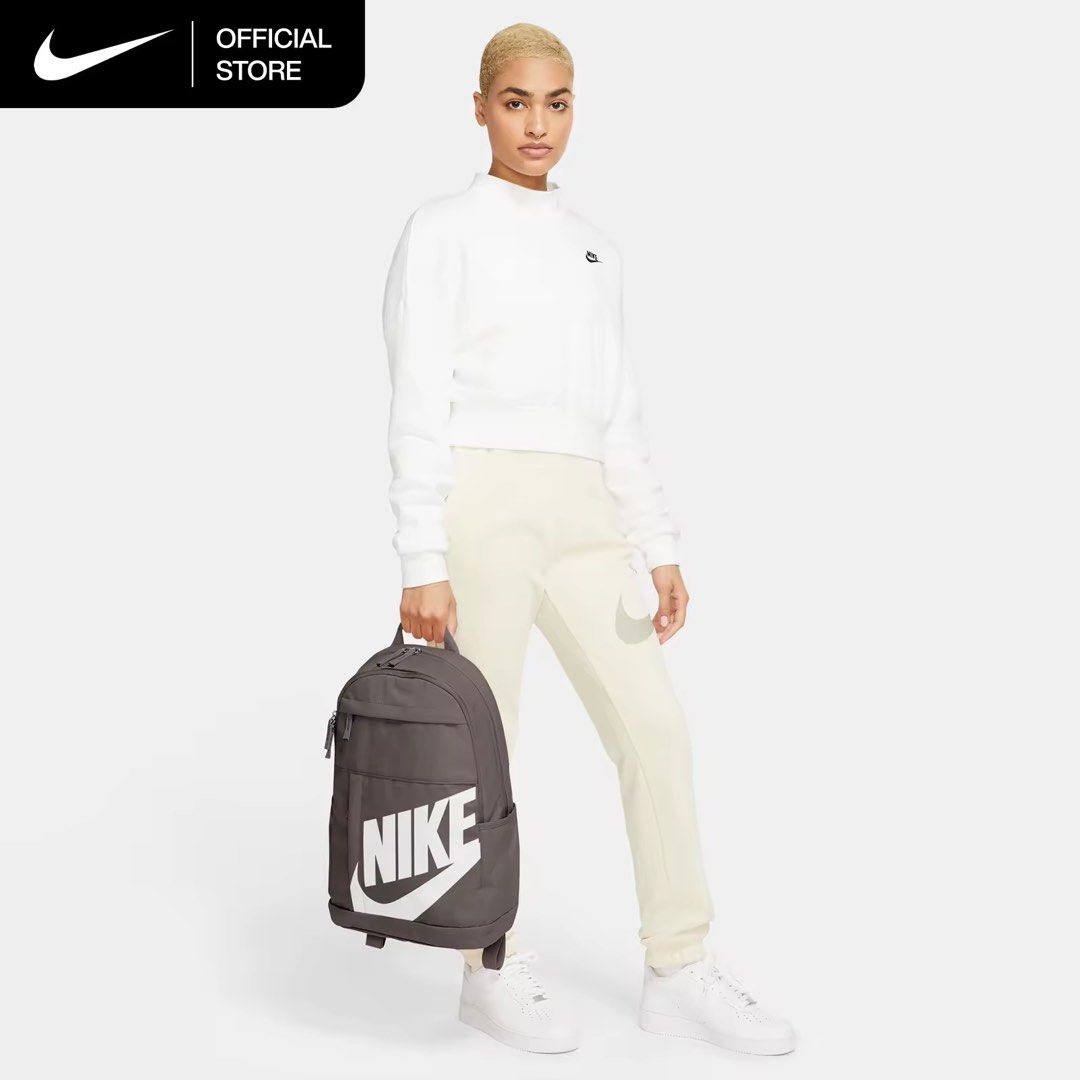 Nike backpack 21L (Category: Backpacks) located in Cavite. Submitted by koloretemnl (Listing ID 1467012537, Image 1). Description: ETA OCT 15 .