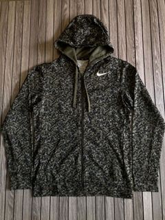 (Category: ) located in . Submitted by djaothriftshop (Listing ID 1466993976, Image 1). Description: .