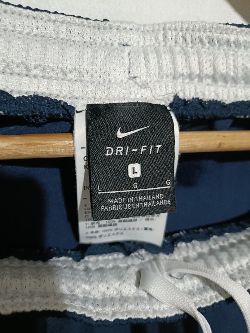 Nike Dri-Fit Academy Track Pants (Category: Activewear) located in Las Pinas. Submitted by bckhood_thrift_store (Listing ID 1467113384, Image 3). Description: Nike Dri-Fit Academy Track pants (AUTHENTIC) Size Large Excellent Condition 9/10 Color Rate L 39 x 15 W All zip are Working ₱400 💵💵 DM ME 📩📩 Laspiñas/Greenhills 📍.