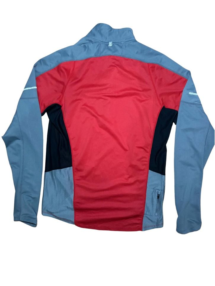 Nike Dri-FIT Quarter Zip Running Top (Category: Activewear) located in Marikina City. Submitted by maobuysstuff (Listing ID 1467010823, Image 2). Description: Authentic Nike Dri-FIT quarter zip running top - red, grey, and black colourblock design with reflective swoosh logo - Breathable mesh panels keep you cool and dry during workouts - Condition: Slightly used, some wear on the reflective strips on the arms - Pit to pit: 18.5" (fits small or m