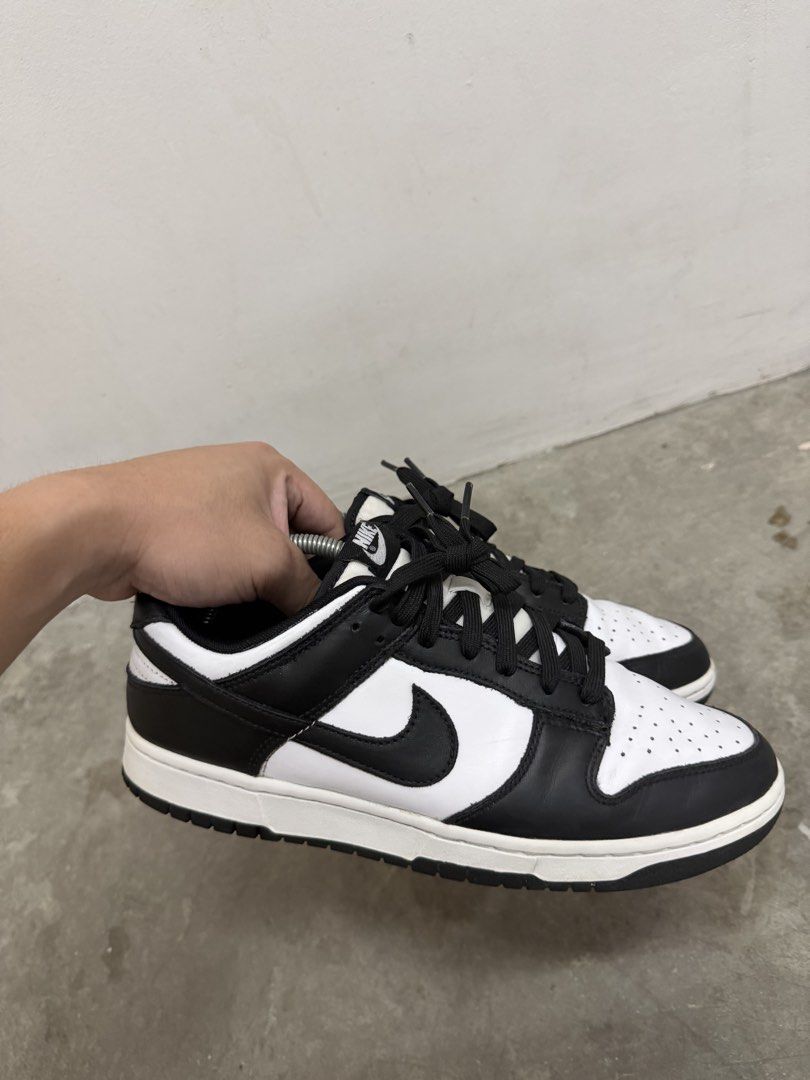 Nike Dunk Low Panda size 9 men’s (Category: Sneakers) located in Muntinlupa City. Submitted by dabidabbb (Listing ID 1467052319, Image 3). Description: authentic pair size 9 men’s no box slight drags and crease only still looks new 1800 onlyy Loc: Alabang, Muntinlupa.