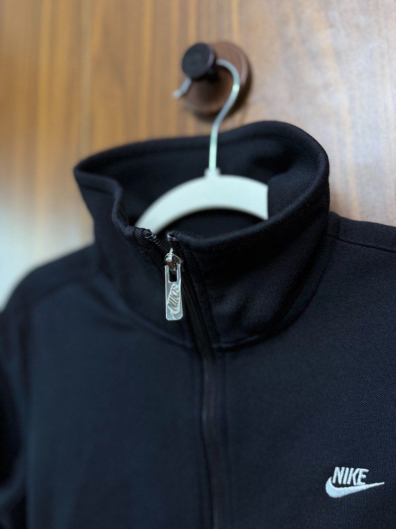 Nike full zip sport track jacket (M 14.5” x 21.5”) (Category: Coats, Jackets and Outerwear) located in Binan City. Submitted by karachan27 (Listing ID 1467036364, Image 3). Description: Dimensions : 14.5” x 21.5”.