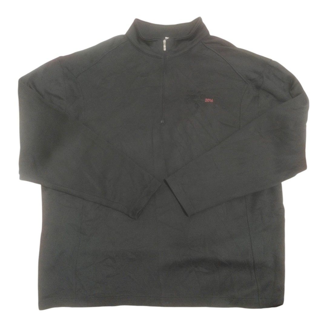 NIKE GOLF Quarter Zip Pullover Black Sweatshirt (XXL)(Free Shipping) (Category: Coats, Jackets and Outerwear) located in Cavite. Submitted by gii.flips (Listing ID 1467066835, Image 1). Description: Nike Golf 1/4 Zip Sweatshirt • Size: XXL (Relaxed, athletic fit) • Color: Solid Black • Condition: Good used condition, minimal signs of wear • Features: Authentic Nike Golf line, lightweight yet warm fleece fabric, functional neck zipper, minimalist 