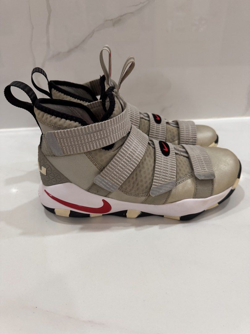 Nike LeBron Soldier 11 SFG "Silver Bullet Sneakers-Declutter (Category: Sneakers) located in Mexico. Submitted by hayascentph (Listing ID 1467106471, Image 3). Description: *Declutter *Mode of payment Gcash/Maya Wallet *Delivery Fee to be shouldered by buyer *We ship Nationwide *Courier JNT or LBC cash on delivery, Cash on pick up in nearest LBC branch Need a new scent? Follow my Facebook page for perfume finds! Facebook Page: Haya Scent Carousel