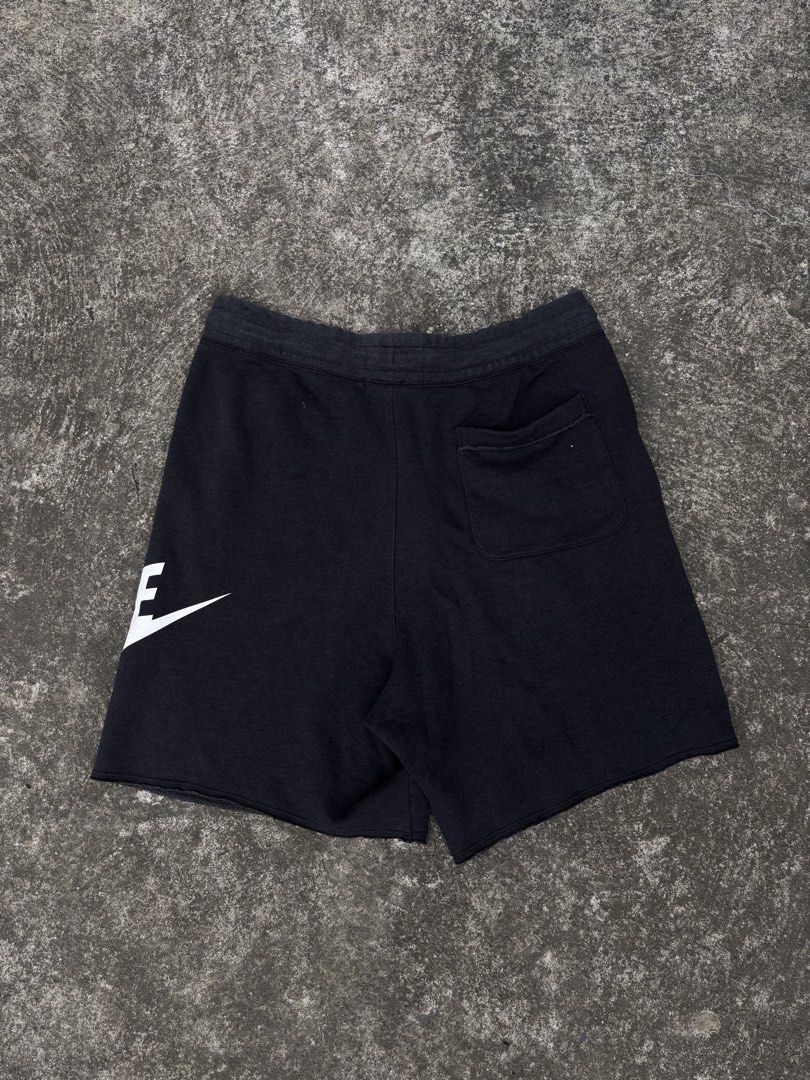 Nike Men's Black Shorts Large (Category: Shorts) located in Naga. Submitted by ajrc.shop (Listing ID 1467084656, Image 3). Description: Nike Alumni Black short ✅Size: L ✅Width: 34-38 ✅Length: 20 ✅Color Rate: 9/10 ✅Issue: Pinhole ✅Need Wash ✅Location: Bicol Naga City, Camarines Sur ✅Courier: J&T Express/Flash Express ✅MOP: Gcash only.