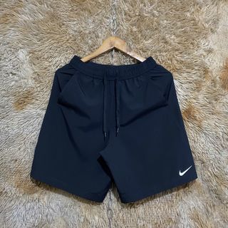 (Category: ) located in . Submitted by thriftingz143 (Listing ID 1467153620, Image 1). Description: .