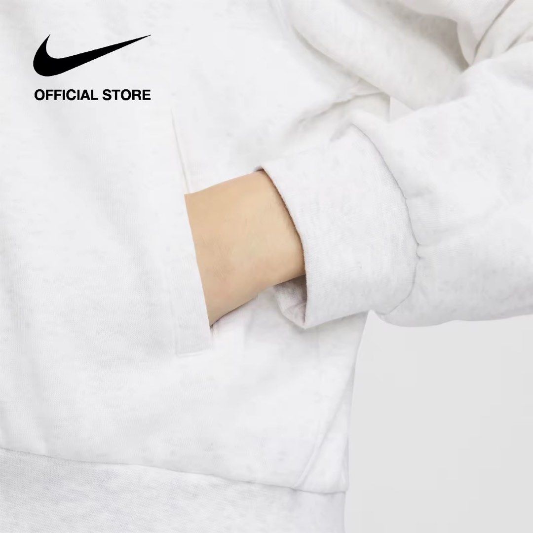 Nike Official Store White Hooded Jacket (Category: Activewear) located in Magalang. Submitted by lalalavieenrose (Listing ID 1467092396, Image 3). Description: - Authentic Nike white zip-up hoodie - Soft and comfortable cotton fabric - Practical hood and front pockets - Ribbed cuffs and hem for a snug fit - Versatile design, great for workouts or casual everyday wear - Easy to pair with sweatpants or jeans.