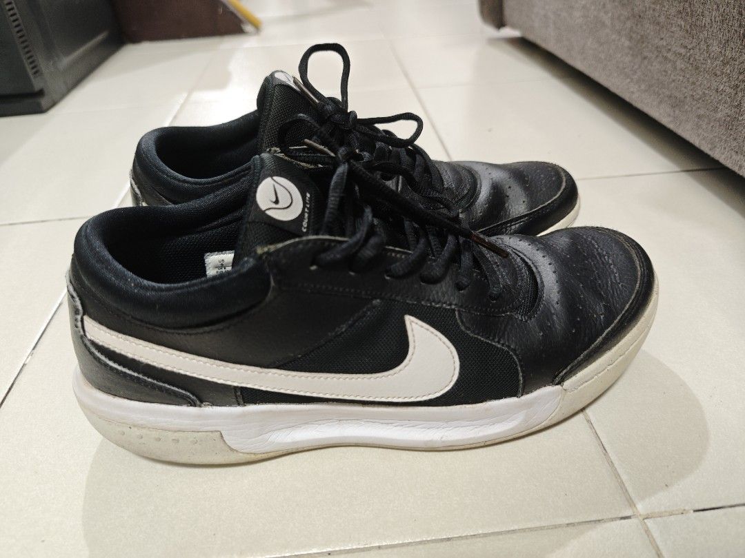 Nike Open Court Shoes size 9 (Category: Sneakers) located in Quezon City. Submitted by thr1ftsk8 (Listing ID 1467162976, Image 2). Description: selling nike open court shoes size 9 1300 meetup proj 4 qc lrt2 anonas arca north by schedule lalamove.