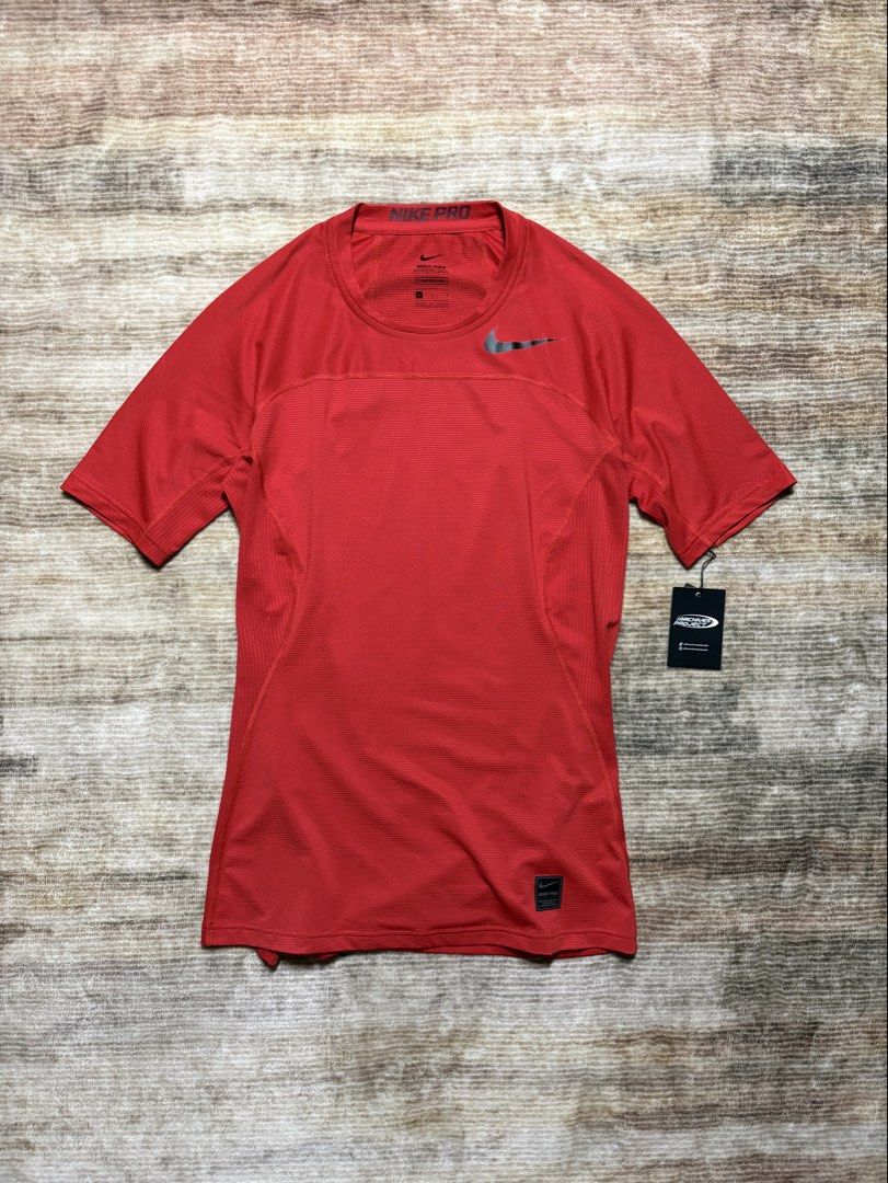 Nike Pro Hypercool Bright Red Drifit (Category: Activewear) located in Antipolo. Submitted by thearchivesproject (Listing ID 1467107542, Image 1). Description: 18 width 26 length.