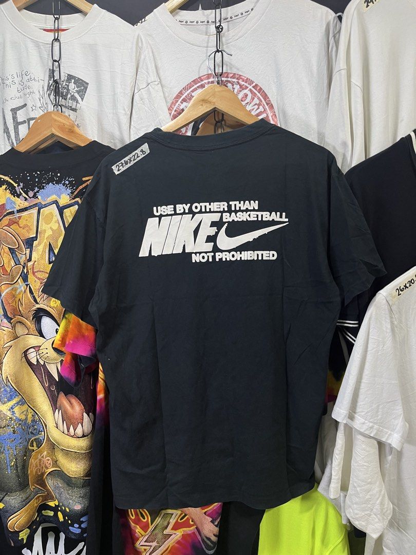 NIKE SHIRT (Category: Formal Shirts) located in Manila. Submitted by aldrenyap109491 (Listing ID 1466971384, Image 1). Description: 💎NIKE (EMBROIDERED FRONT , EMBOSSED BACK PRINT) 🔳CONDITION:9.7/10 EXCELLENT 🔳COLOR RATE:9.7/10 🔳DIMENSION:27.6X22.8 🔳BEST FIT: LARGE TO XL 🔳MOP:GCASH/CASH 🟥ISSUE: ❌❌ MINE:₱400 (SHIPPED) (AUTOMATICALLY YOURS) 📍 POBLACION PUROK 5 KOLAMBUGAN LDN (9207).