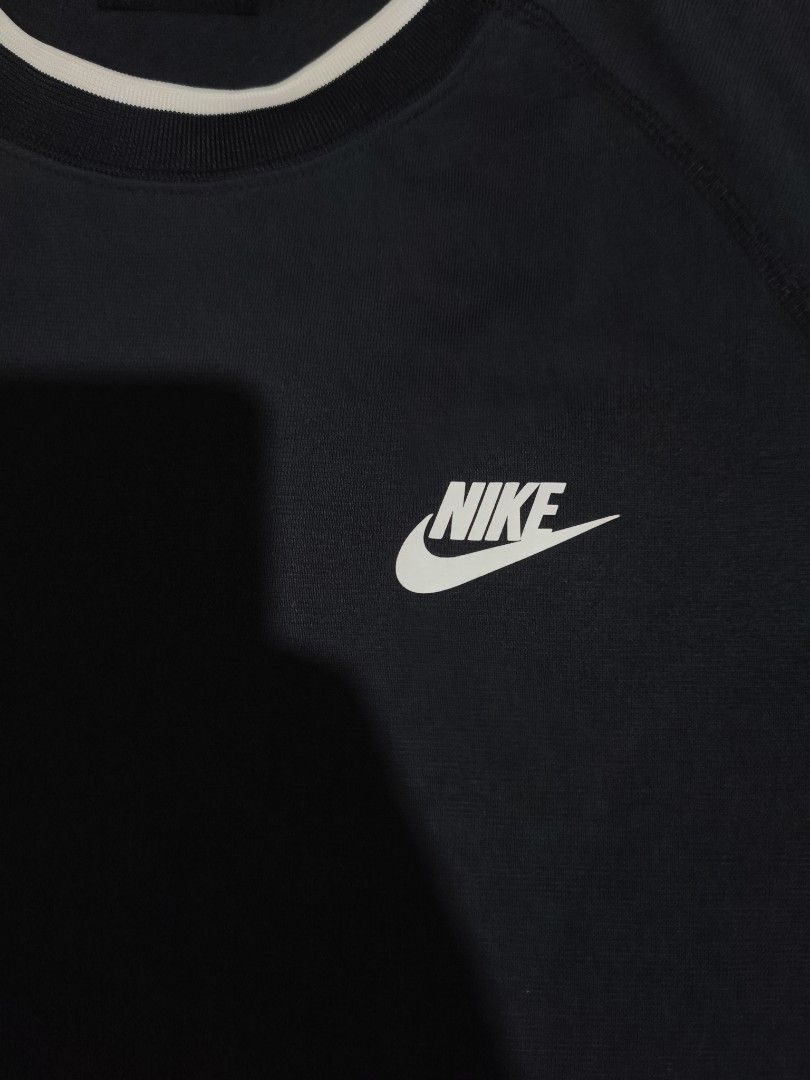 Nike Shirt Black Large Authentic (Category: Tshirts & Polo Shirts ) located in Pasig City. Submitted by althentic.ph (Listing ID 1467086718, Image 2). Description: 280 + J&T Shipping Fee Original Nike Shirt for Men Black Size Medium, fits ro LARGE Actual Measurements: Width - 22." Length - 27"/28" (longback) Very Good Thrifted Condition 9/10 ✔Tags are available upon request, can be sent thru PM ✔fix price ✔payment first policy thru gcash/bpi onli