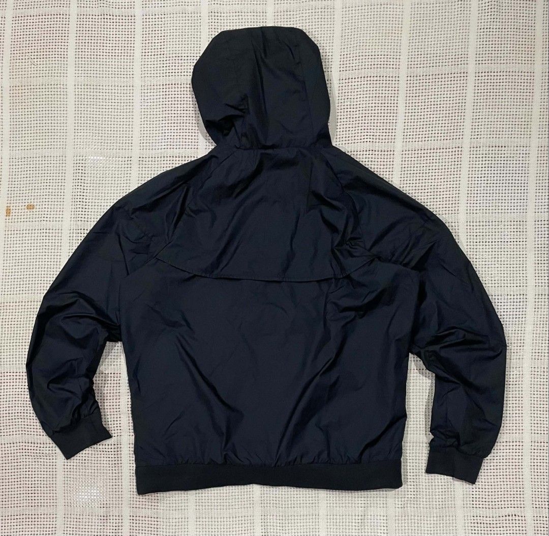 Nike Sportswear Windrunner Jacket (Category: Coats, Jackets and Outerwear) located in Bacolod City. Submitted by abkicks_apparel (Listing ID 1467104821, Image 2). Description: Nike Sportswear Windrunner Jacket XL on Tag W24 L27 Authentic Original Excellent Condition No Hidden Issues .