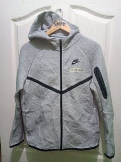 (Category: ) located in . Submitted by nigo1993 (Listing ID 1467086410, Image 1). Description: .