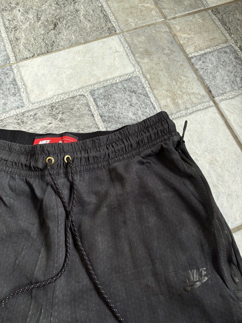 Nike Tech Fleece Short (Category: Shorts) located in Calamba. Submitted by manila.fits (Listing ID 1466972488, Image 2). Description: Nike Tech Fleece Short Medium Waist 30-36 Length 18 As new.