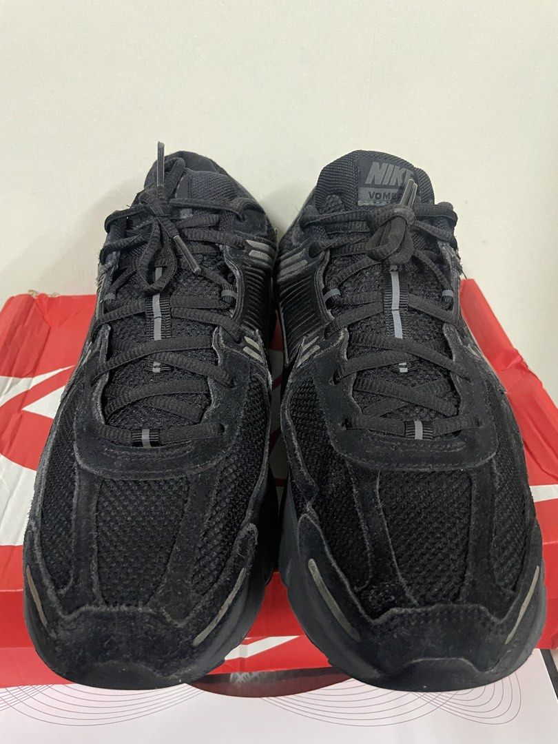 Nike Zoom Vomero 5 Black Anthracite US11 (Category: Sneakers) located in Quezon City. Submitted by drake0302 (Listing ID 1466990331, Image 2). Description: For sale: nike zoom vomero 5 black anthracite US11 , no box , 2024 release , authentic.