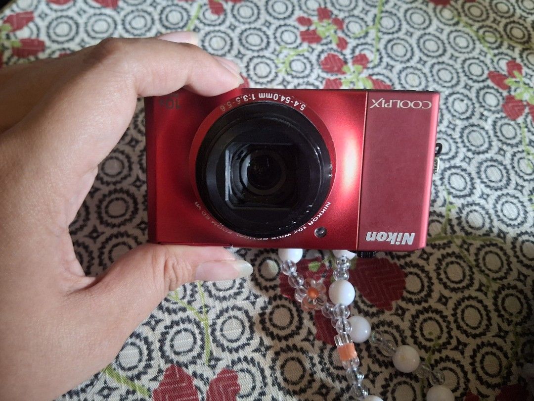 NIKON COOLPIX S8000 digicam (Category: Cameras) located in Bulacan. Submitted by yannaten (Listing ID 1467018109, Image 3). Description: nikon s8000 inclusion - 2 batteries - strap - crochet pouch sample pictures are included in this post po issues - dead pixel sa screen (output not affected) - mayroong "shaking" sa camera. hindi naman affected ang output kapag picture, pero visible ang "shaking" sa video. Can send sample vids po para makita yung