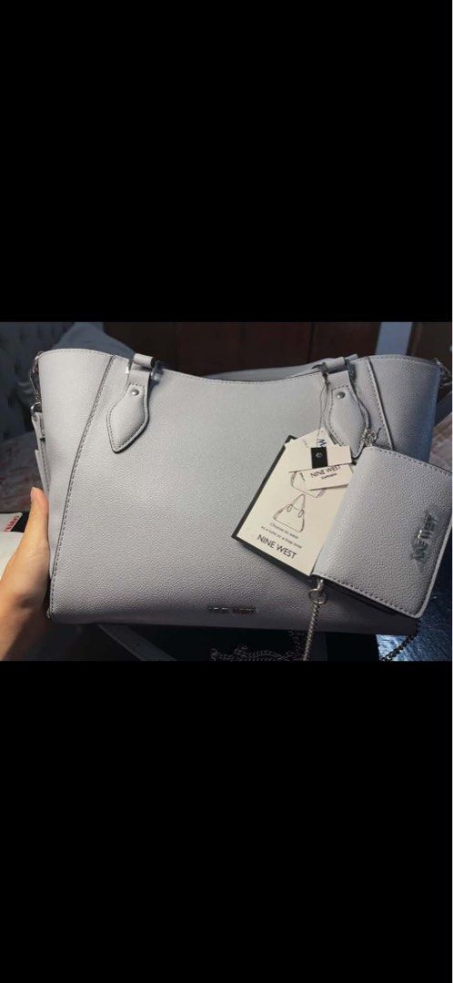 Nine West Grey Shoulder Bag with Detachable Pouch (Category: Shoulder Bags) located in Taguig. Submitted by shop.alybuzon (Listing ID 1466884895, Image 2). Description: MOP: Gcash (Payment before ship/delivery) Courier: Same day — Lalamove/Grab J&T Express.