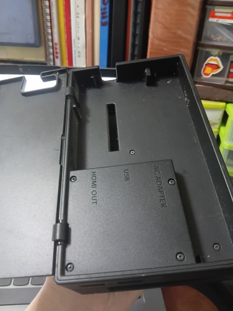 Nintendo Switch Dock V1 (Category: Nintendo) located in Bacoor. Submitted by elleken2 (Listing ID 1467162315, Image 3). Description: SOLD AS-IS, UNTESTED DOCK ONLY 650 GCash, BPI Lalamove or J&T shipping.