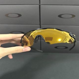 （分類：）位於 。 由 rarestar.2b495d 提交（商品編號 1467166634，圖片 1）。簡介： 。
