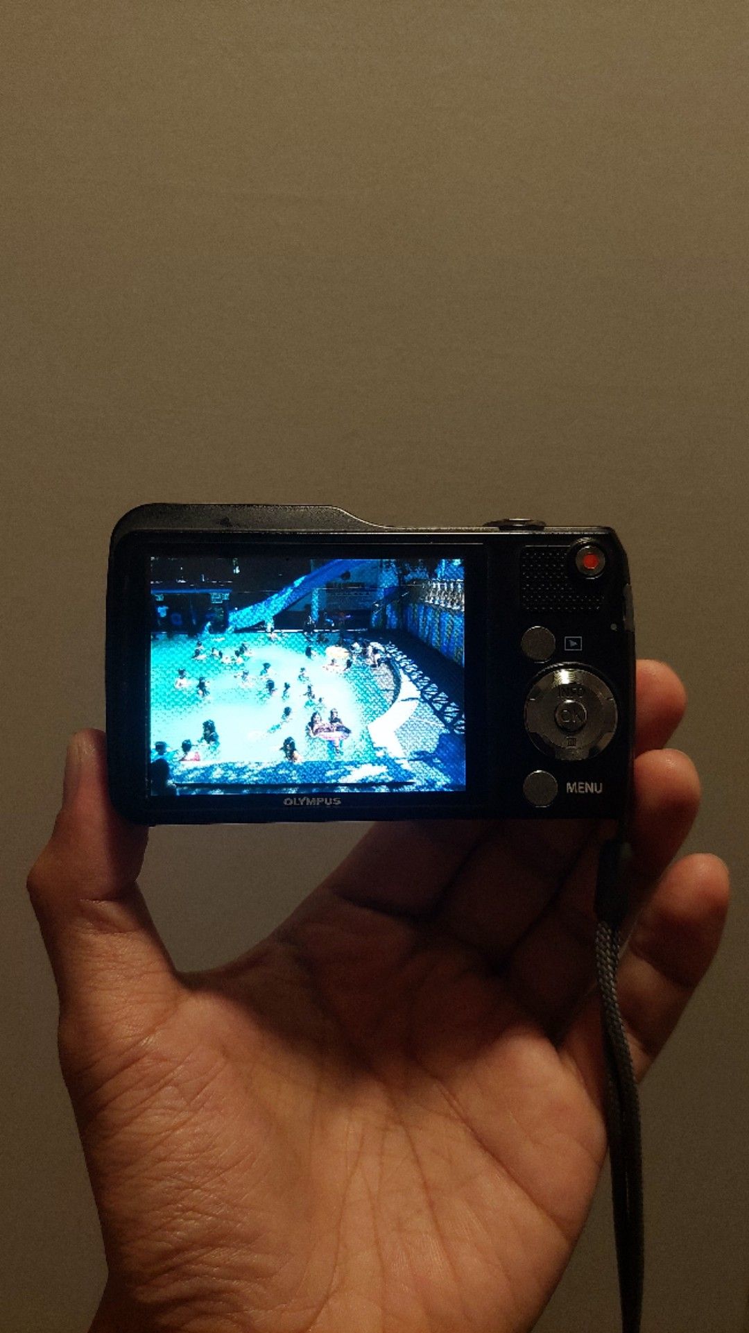 Olympus VG 170 digital camera black with strap (Category: Cameras) located in Manila. Submitted by lesterjohn17980 (Listing ID 1467164011, Image 3). Description: - Brand: Olympus digital camera - Color: Classic black with textured front grip - Lens: 5x wide optical zoom - Display: Working LCD screen with clear image display - Design: Compact and pocket-friendly body - Inclusions: Attached wrist strap for safety.