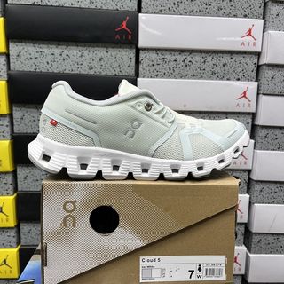 (Category: ) located in . Submitted by pickplanet_sneaker_shirt (Listing ID 1466979211, Image 1). Description: .