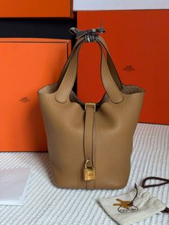 (Category: ) located in . Submitted by i1bag (Listing ID 1467135667, Image 1). Description: .