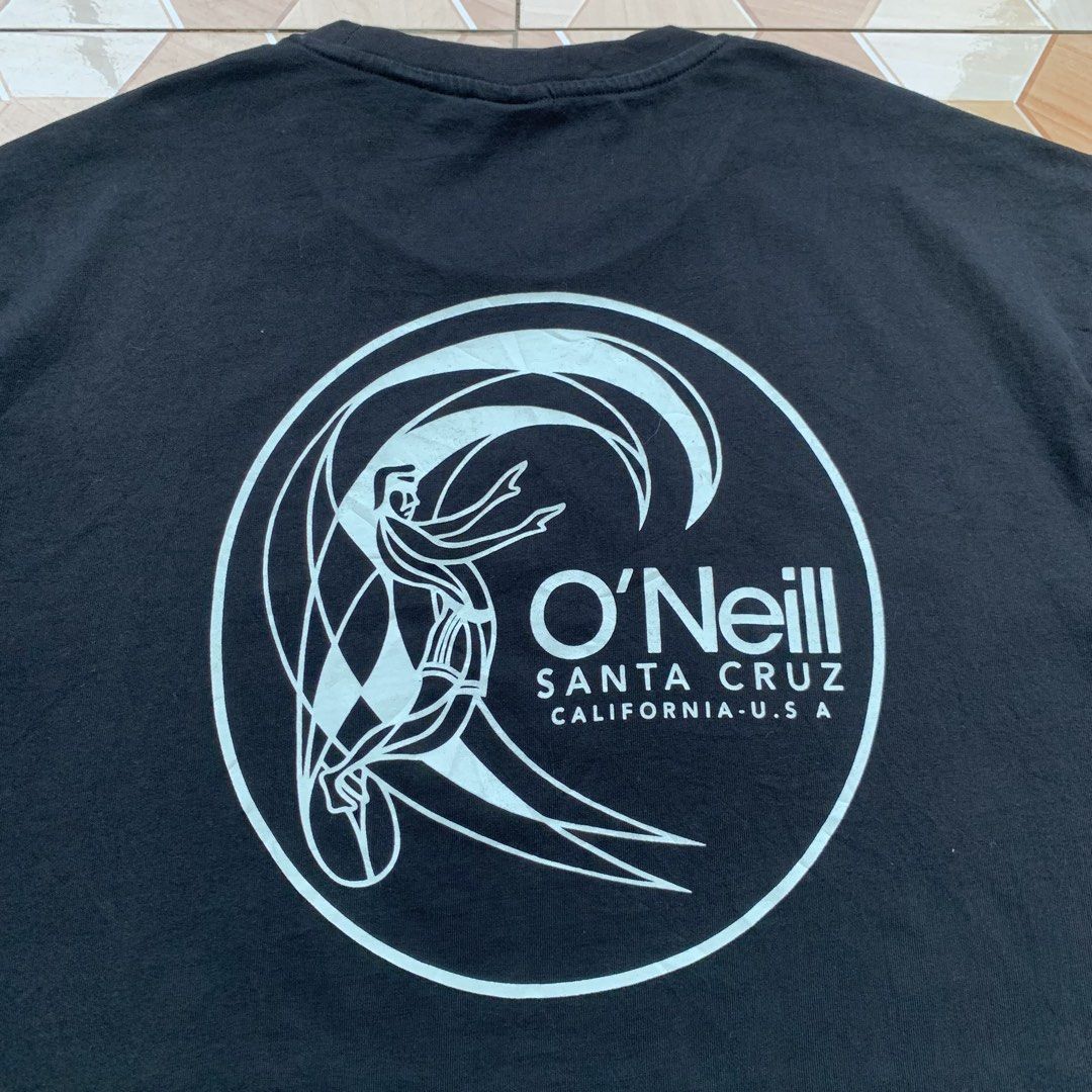 O’neill Circle Surfer❗️ (Category: Tshirts & Polo Shirts ) located in Cebu City. Submitted by darrylopon12219 (Listing ID 1467034186, Image 3). Description: Orig💯 As New Condition No Issue Size large Color Rate:9.9/10 Dimes:W22 L31 -Need Wash 📍 CONSOLACION, CEBU ‎🚚 ship via J&T ‎DM NOW📩 ‎.
