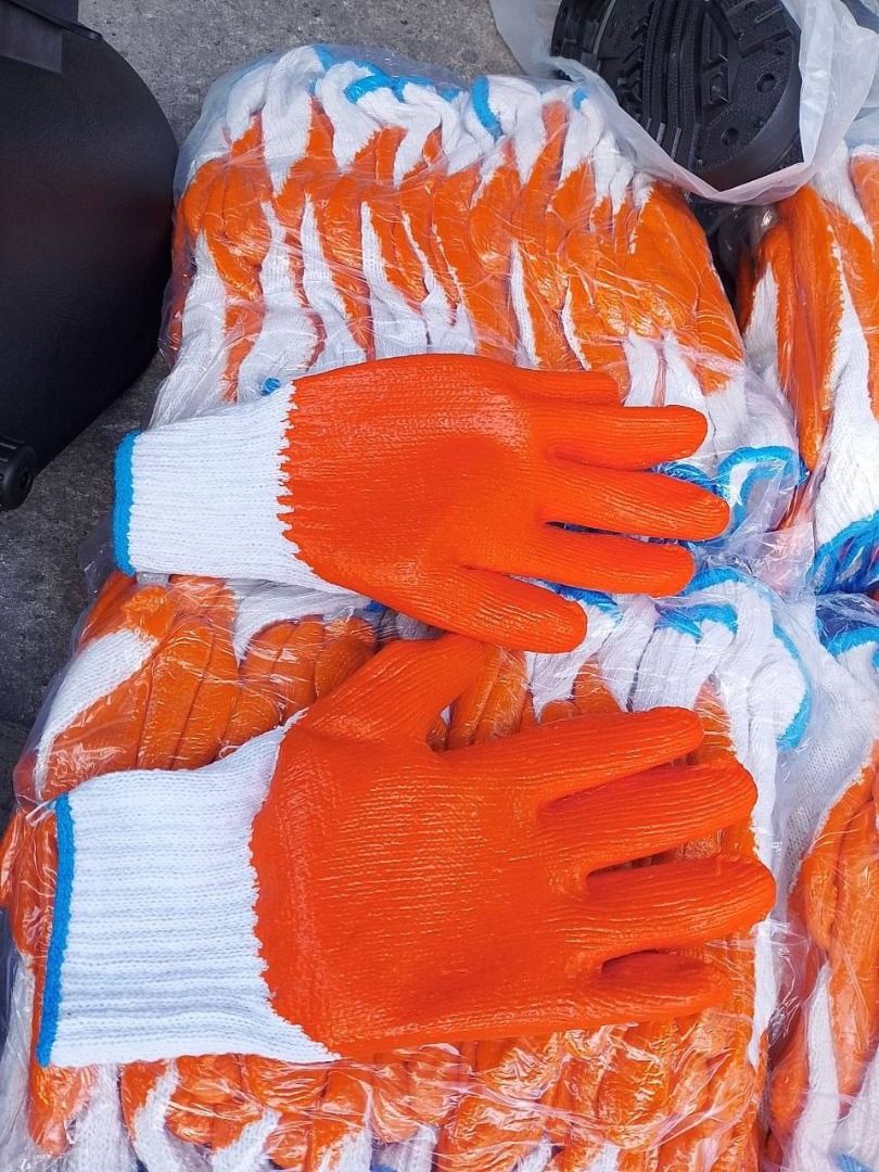 Orange palm gloves (Category: Everything Else Others) located in Manila. Submitted by 09171479278_elsie. (Listing ID 1466978269, Image 1). Description: Orange palm gloves.