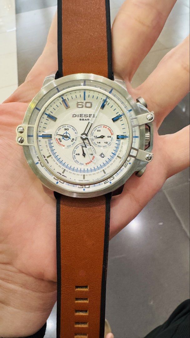 Original Diesel Watch (Category: Men's Watches) located in Echague. Submitted by grateful27 (Listing ID 1466983779, Image 2). Description: .