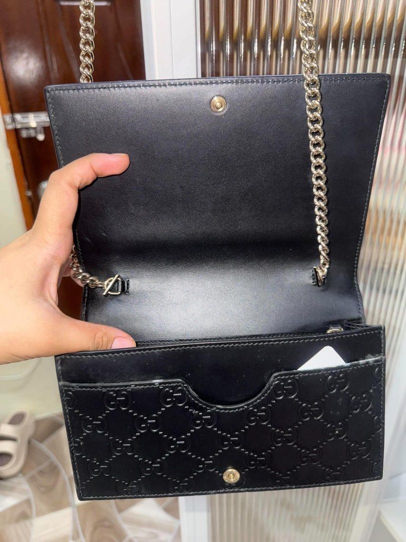 Original Gucci Black Guccisima Woc Bag (Category: Luxury Bags & Wallets) located in Cavite. Submitted by authenticbagshavenbyvalg (Listing ID 1467086475, Image 2). Description: 💯Guaranteed Original very good condition no major issue.