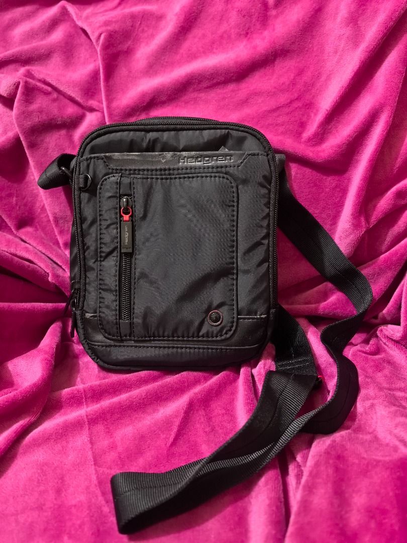 Original Hedgren Zeppelin Revised Crossbody Bag (Black) (Category: Sling Bags) located in Manila. Submitted by jsu2026 (Listing ID 1467088461, Image 1). Description: Selling an authentic Hedgren small vertical crossover bag. Highly durable, lightweight, and very functional for daily use or travel. • Condition Check: All zippers, internal lining, pocket mesh, and strap hardware are fully functional and in great shape. • Please Note: There is notic