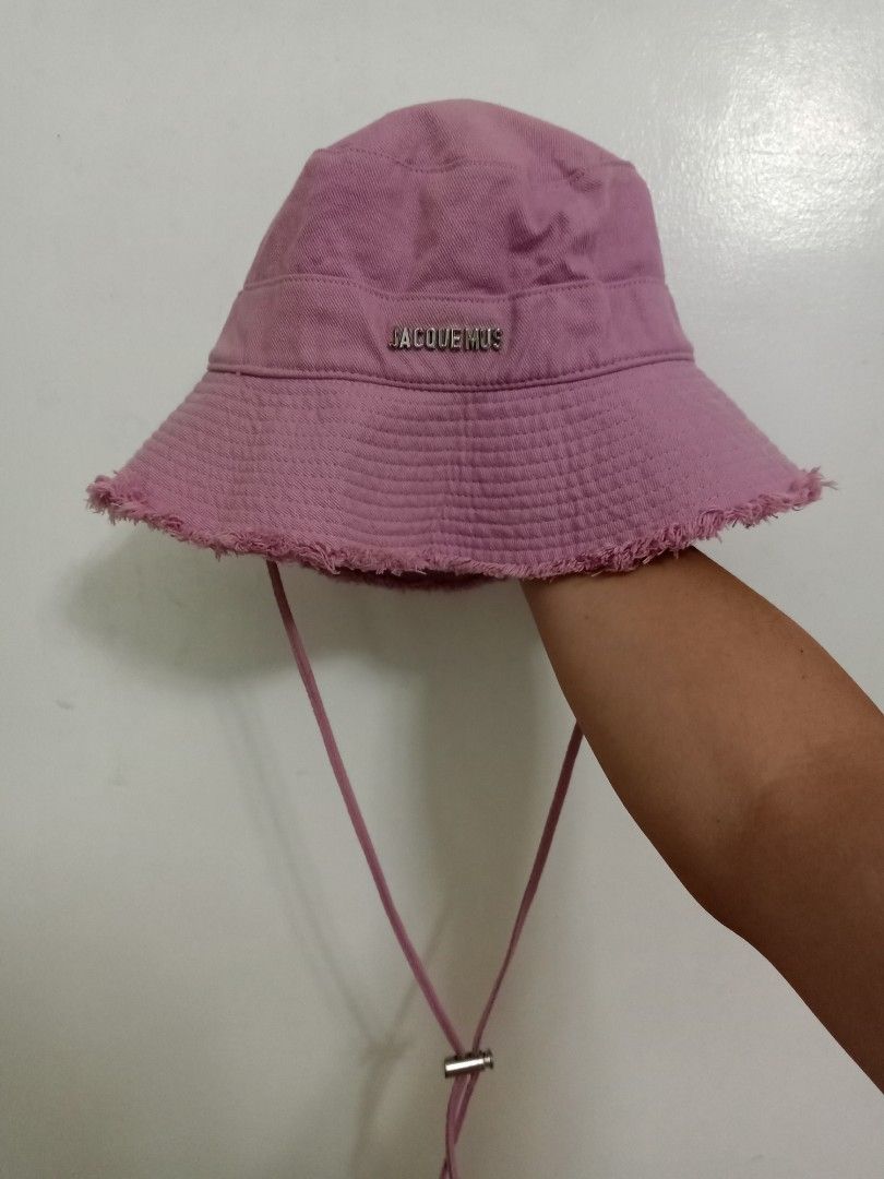 Original jacquemus hat (Category: Hats & Beanies) located in Binmaley. Submitted by fashionluxury058 (Listing ID 1467005725, Image 1). Description: original jacquemus hat in very good condition size medium adult unisex color purple.