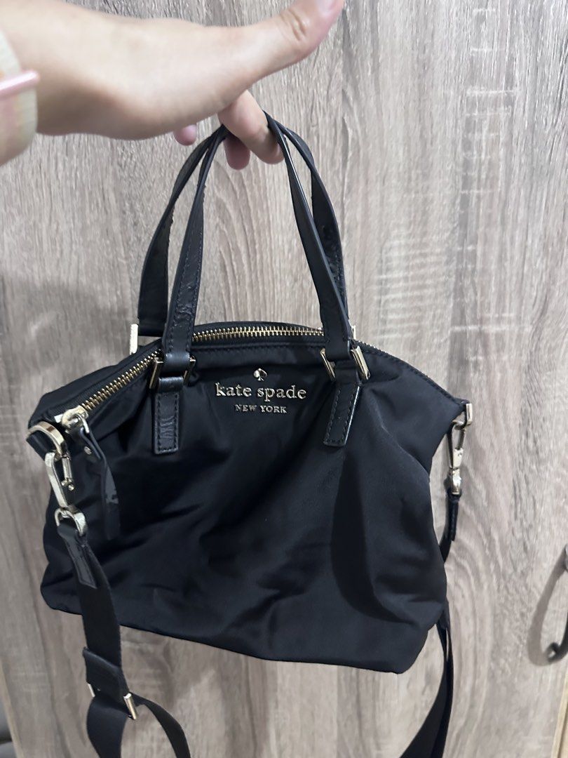 Original Kate Spade nylon bag (Category: Shoulder Bags) located in Taguig. Submitted by kkfindsss (Listing ID 1460206906, Image 2). Description: .