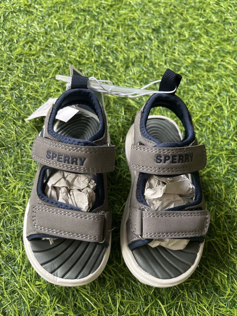 Original sperry sandals for kids (Category: Babies & Kids Fashion) located in Manila. Submitted by ty_imported_goods (Listing ID 1467008775, Image 1). Description: Original from U.S.A Size: 5.