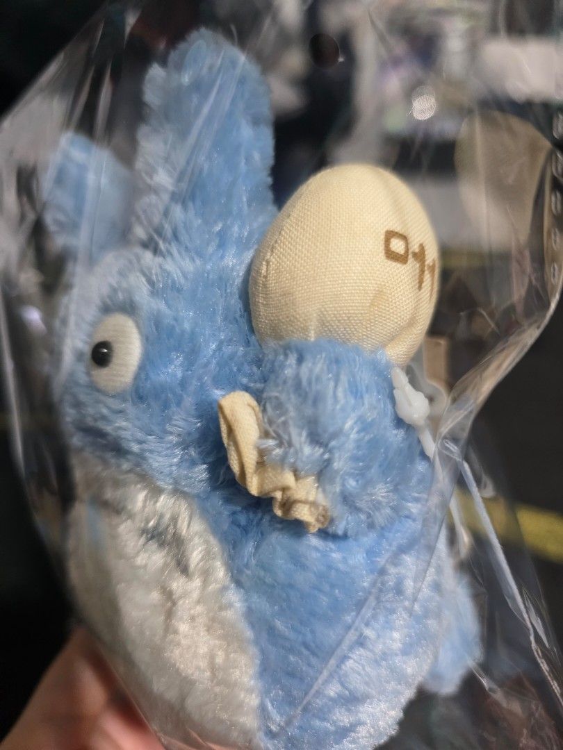 Original Vintage Totoro Small Plush (Category: Plushies & Soft Toys) located in Paranaque City. Submitted by usedwthlove (Listing ID 1467046144, Image 3). Description: Original Sun Arrow Totoro Small Plush Still with tag attached from Japan for collectors.