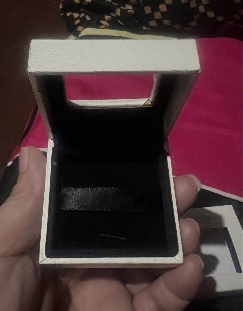 Pandora gift bag, ring boxes and heart box (Category: Accessory Holder, Box & Organizers) located in Caloocan City. Submitted by glamorouslysexy (Listing ID 1466987095, Image 3). Description: - 100% authentic Pandora packaging set - Includes 1 paper gift bag, 2 square (1 with window - ring / charm boxes, and 1 heart-shaped Club box - Soft black velvet interiors to keep your jewelry safe and secure .