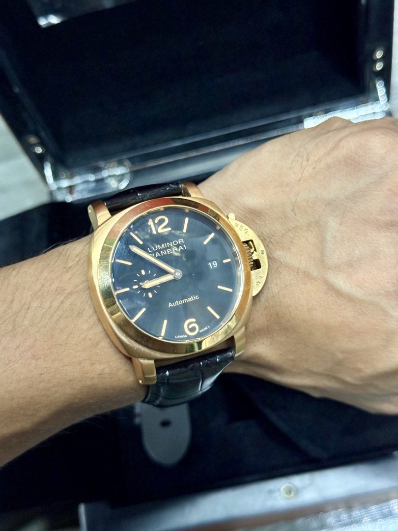 Panerai Luminor Watch (Category: Luxury Watches) located in Paranaque City. Submitted by icko007 (Listing ID 1467073841, Image 2). Description: Panerai Luminor Marina Stainless Steel Leather Strap With extra Rubber strap ✔️ Top tier Watch ✔️ Complete inclusion Box / Cards / Manual✔️ Fully automatic ✔️ Price ₱7500 Only (Good As new Condition) For Pickup Only! Mag basa baka d mo pa mabasa. Location Paranaque Pwede mo lalamove if Ayaw ipikcup Paymen