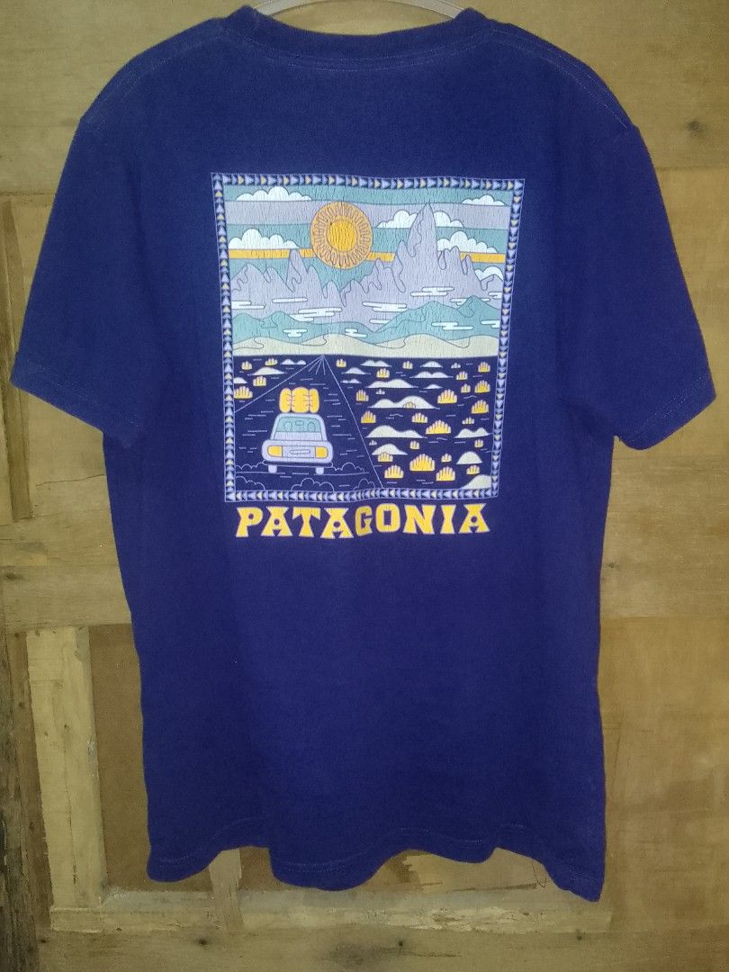Patagonia tshirt (Category: Tshirts & Polo Shirts ) located in Naga. Submitted by choythrift (Listing ID 1467119890, Image 2). Description: PATAGONIA TSHIRT Condition: 9/10 Color rate: 9/10 Plus shipping fee J and t , flash express /drop off urban chicc Meet up around Naga city and Magarao Location: Naga City, Bicol Direct Message 💌.