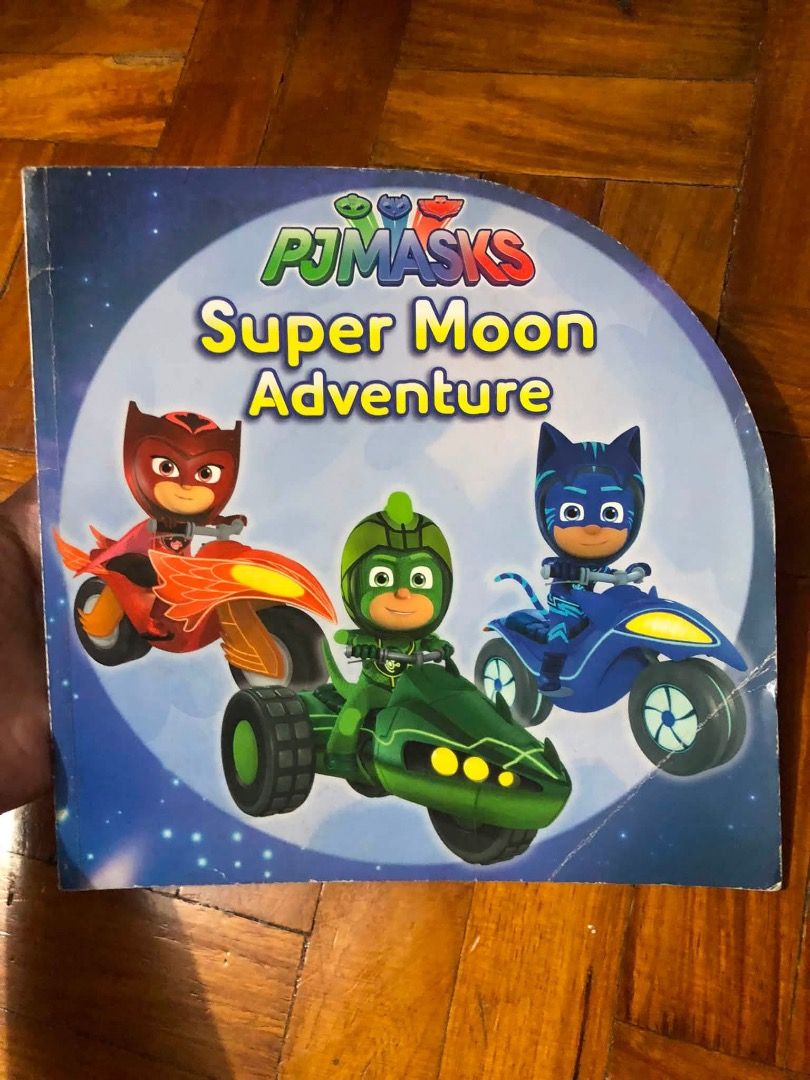[PB] PJ Masks: Super Moon Adventure (Category: Children's Books) located in San Juan City. Submitted by ttanmien (Listing ID 1467067366, Image 2). Description: ⚜️✨⚜️✨⚜️✨⚜️✨⚜️✨⚜️ 💁🏻‍♀️SELLING PRICE: ₱50 Original Price: ₱199 💁🏻‍♀️Book Genre: Fiction, Children's fiction, Children's Picture Book, Children's Adventure, Superhero, Fantasy, Media tie in 💁🏻‍♀️Book insight: The PJ Masks travel to the moon after Luna Girl steals the harvest moon crys