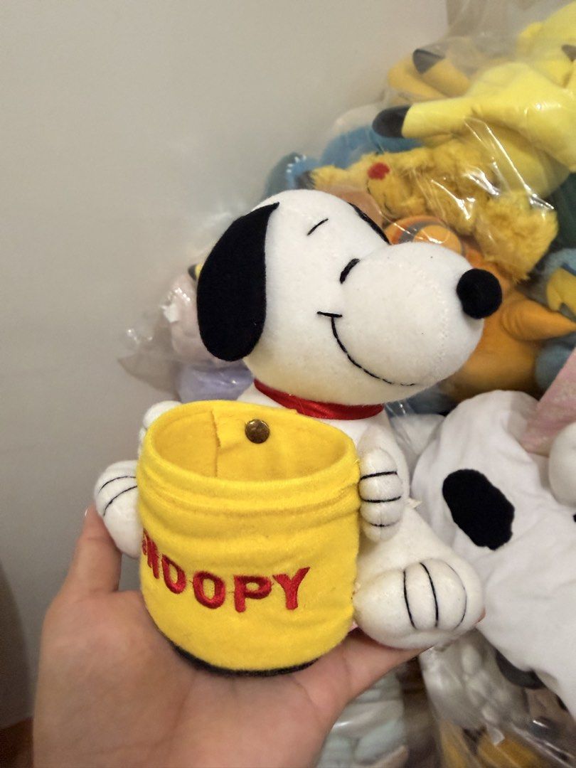 Peanuts Snoopy organizer Plush Toy (Category: Plushies & Soft Toys) located in Quezon City. Submitted by cookiecreammm (Listing ID 1467163280, Image 1). Description: .