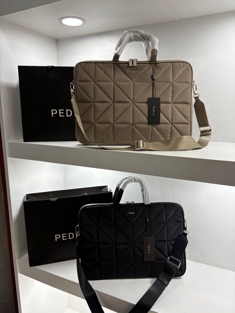 Pedro Laptop Bag (Category: Cross-body Bags) located in Manila. Submitted by aiman_sole5 (Listing ID 1467127581, Image 1). Description: LAPTOP BAG CHECK! 🖤🤎 upgrade your everyday work bag, sis! ✨ perfect for office, school, business meetings, and everyday use. 1️⃣4️⃣0️⃣0️⃣ - add ₱70 for the paperbag Available color posted.🫶🏻 📍 Imus, Cavite - Lalamove available (same day delivery) - JNT shipping available.