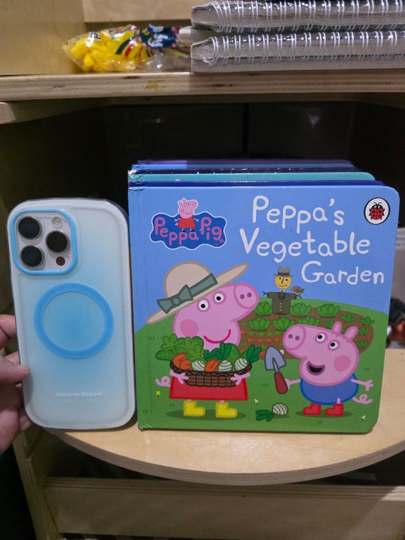 Peppa Pig Board Book Set Collection (7pcs) (Category: Children's Books) located in Mandaluyong City. Submitted by kendykeyn (Listing ID 1466994911, Image 2). Description: Take all 7 Peppa Board Books for Php800.00 2 books have minor crease issue, the rest are okay, but still, since these are lightly used, please do manage your expectations. Let me know if you need other photos..