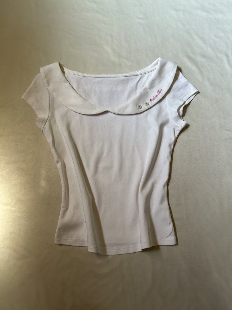 peterpan collar baby tee (Category: Blouses) located in Pagadian. Submitted by yowna_declutters (Listing ID 1467131004, Image 1). Description: dm for more details —loc: pagadian city, mindanao .